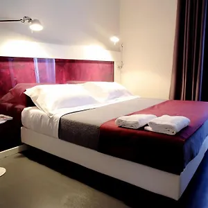 inn-urbe-guest-house.it-romehotels.com/