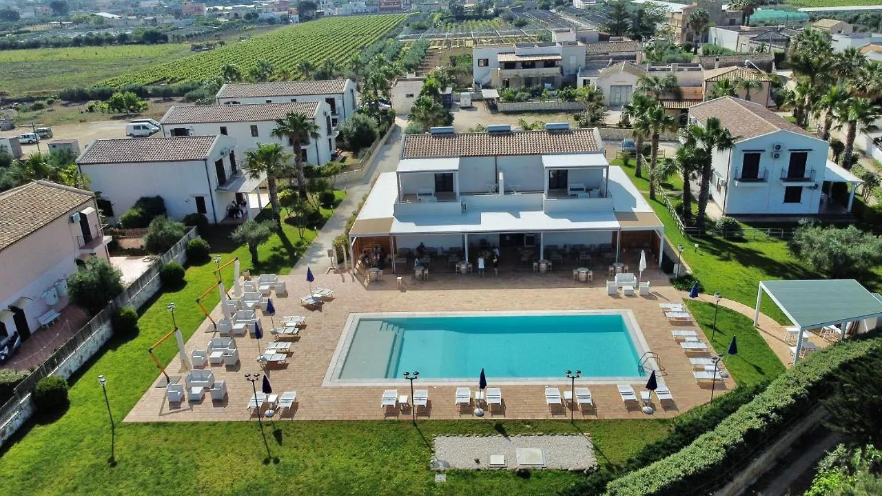 Oasi Guzzetta Hotel&Case Vacanze Marsala 2*,  Italy